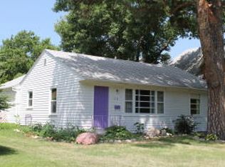 1210 Hill Ave, Spirit Lake, IA 51360
