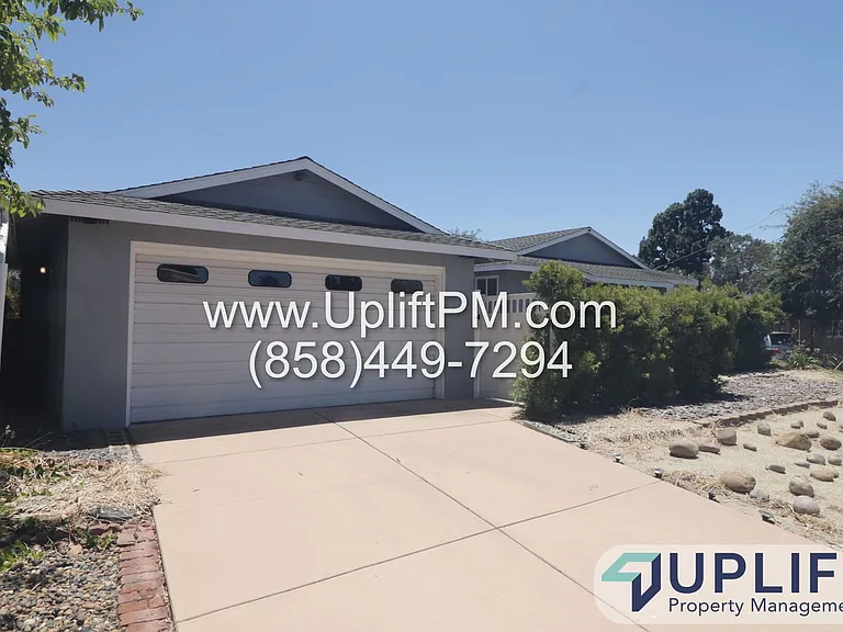 1635 Yost Dr — Photo 1