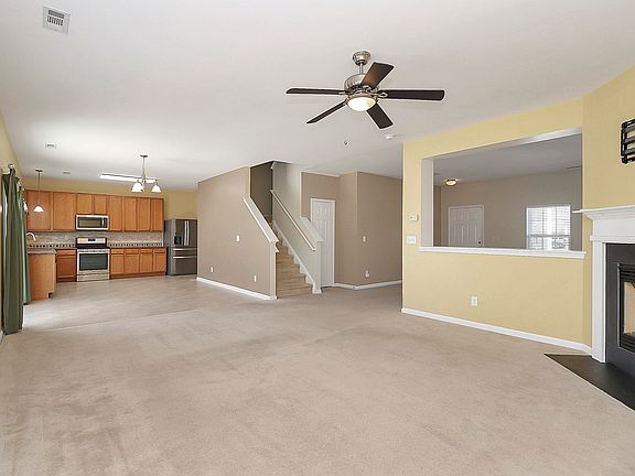 2nd image of 113 Sand Spur Dr