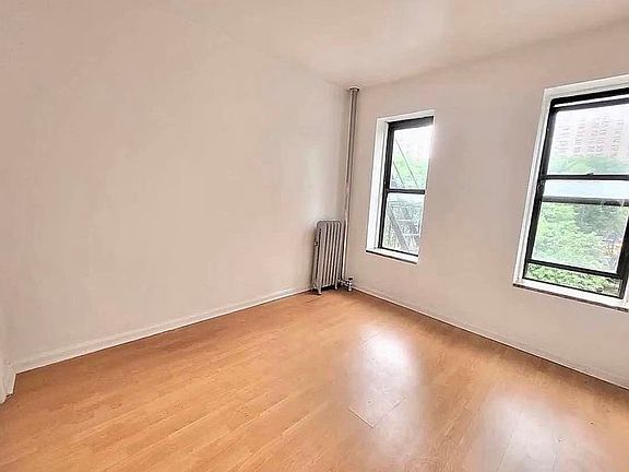 2nd image of 321 E 108th St #5F