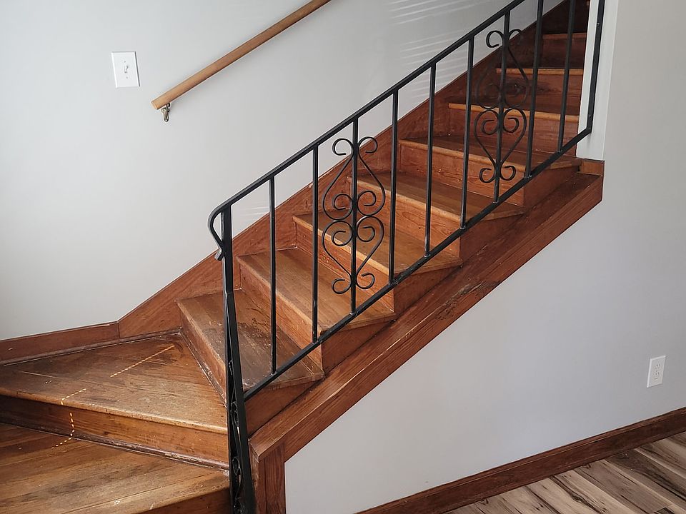1st image of 102 N 14th St #102