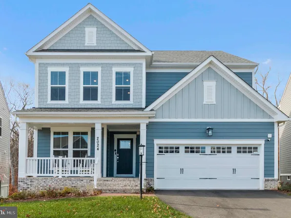 2024 Silver Sycamore Ln, Dumfries, VA 22026