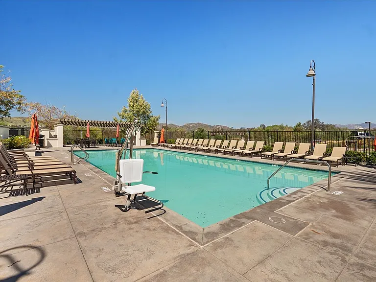 328 Paddle Ct — Photo 34
