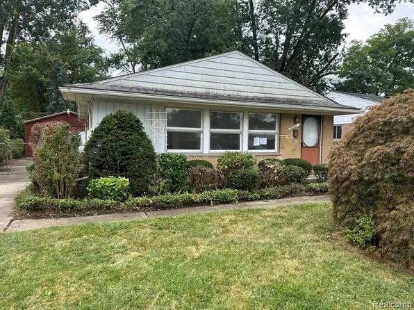 26231 Andover St, Inkster, MI 48141