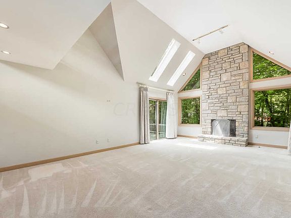 4th image of 6111 Karrer Pl