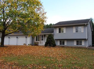 1220 Scritsmier Ave, Menomonie, WI 54751