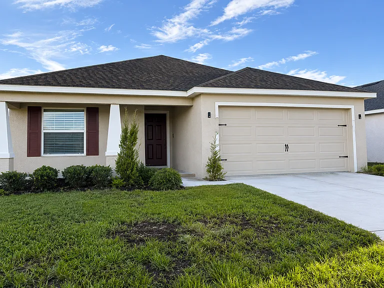 615 Bentley North Dr — Photo 1