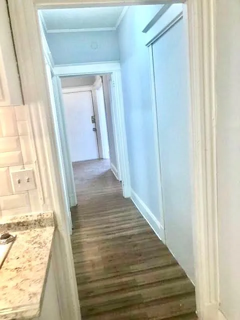95 James St — Photo 4