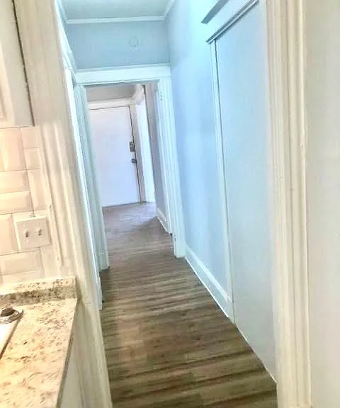 95 James St #1 — Photo 4