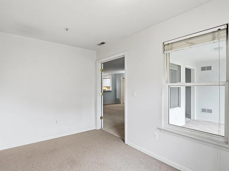 1335 Millbrook Trl — Photo 23