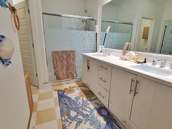 4th image of 2409 Venturi Pl Unit 8