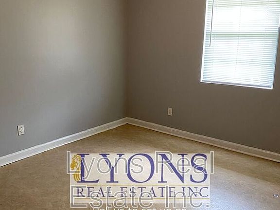 4th image of 1100 S Gordon Ave #D