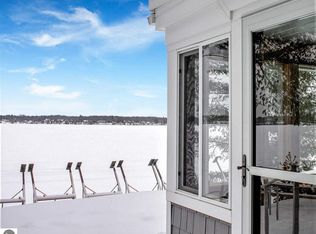 11751 Lake Shore Dr, Fife Lake, MI 49633
