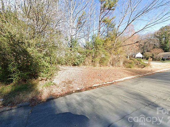 4th image of 7001 Ravenglass Ln
