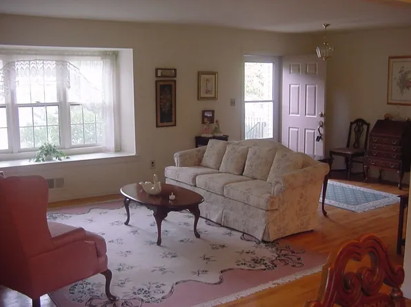 36 Aberdeen Dr S, Mendham, NJ 07945