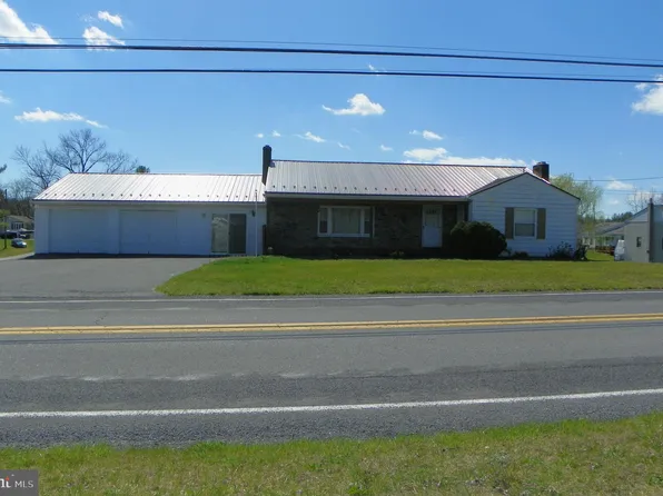 10283 Letzburg Rd, Greencastle, PA 17225