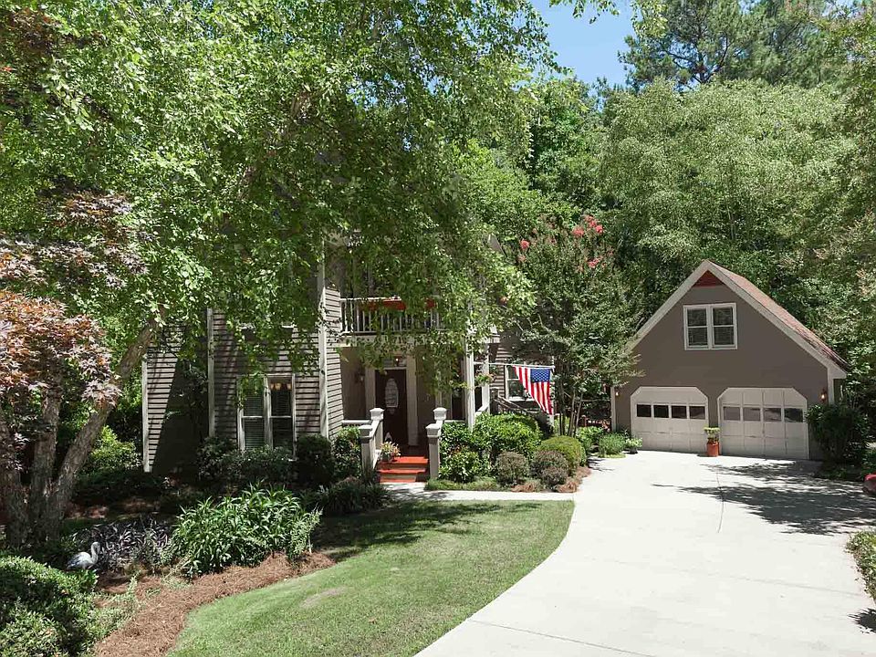 1st image of 712 Woodcreek Ct