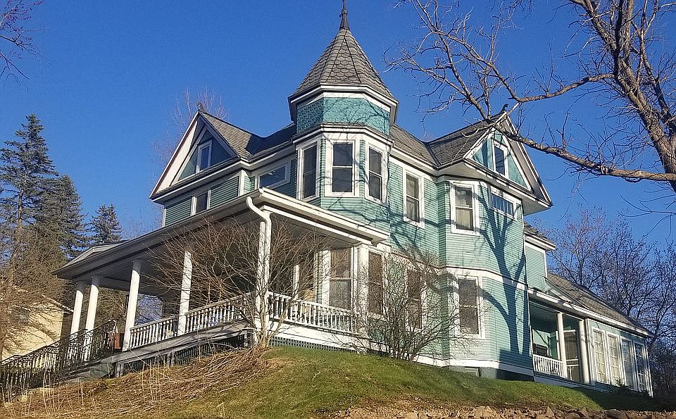 1st image of 1015 Washington St