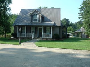 64 Wooden Dock Ct, Cross Hill, SC 29332