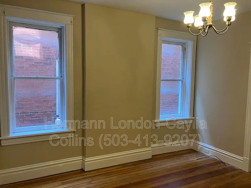 2 bed, 1.0 bath, 1322 sqft, $1,195 — Photo 4