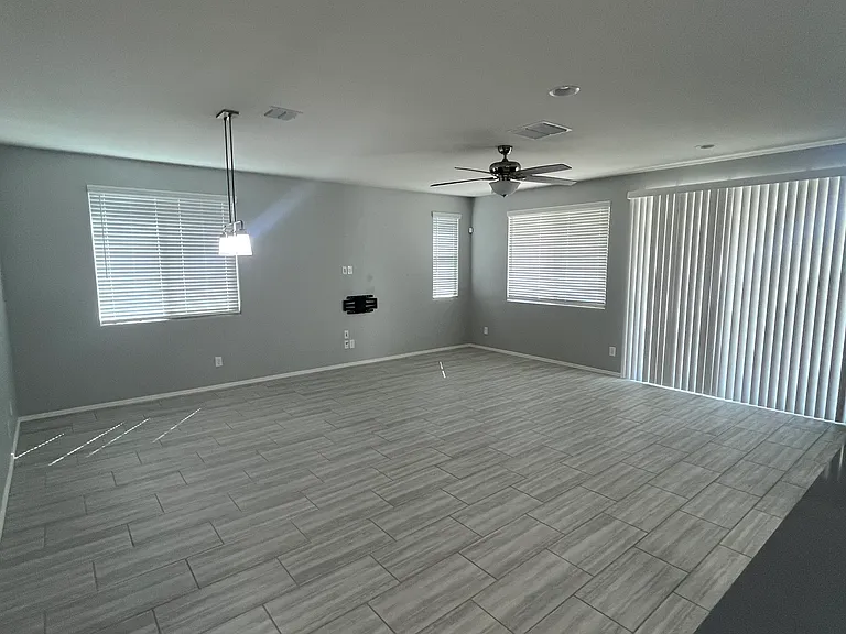 21013 W Almeria Rd — Photo 27