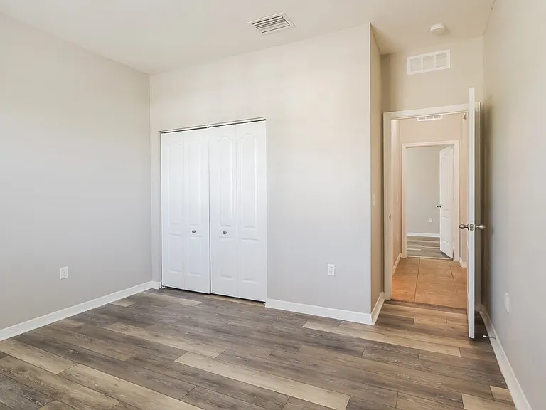 6353 Twin Bridges Dr — Photo 14