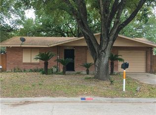 331 W Littlefield St, Falfurrias, TX 78355