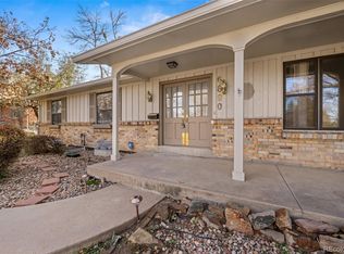 6890 S Elizabeth Cir, Centennial, CO 80122