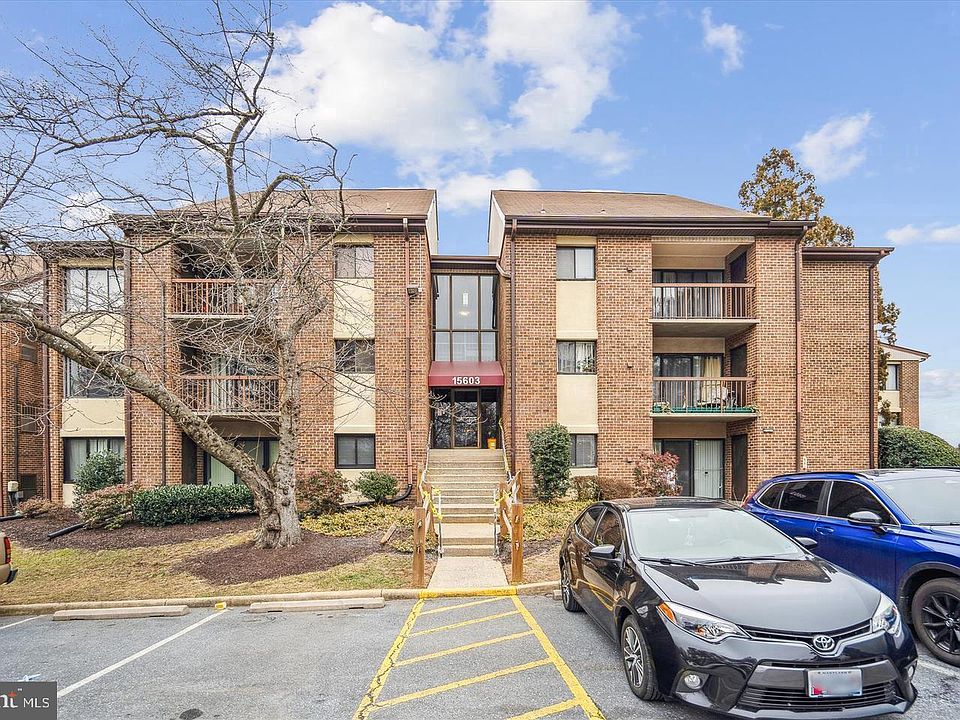 1st image of 15603 Dorset Rd #17