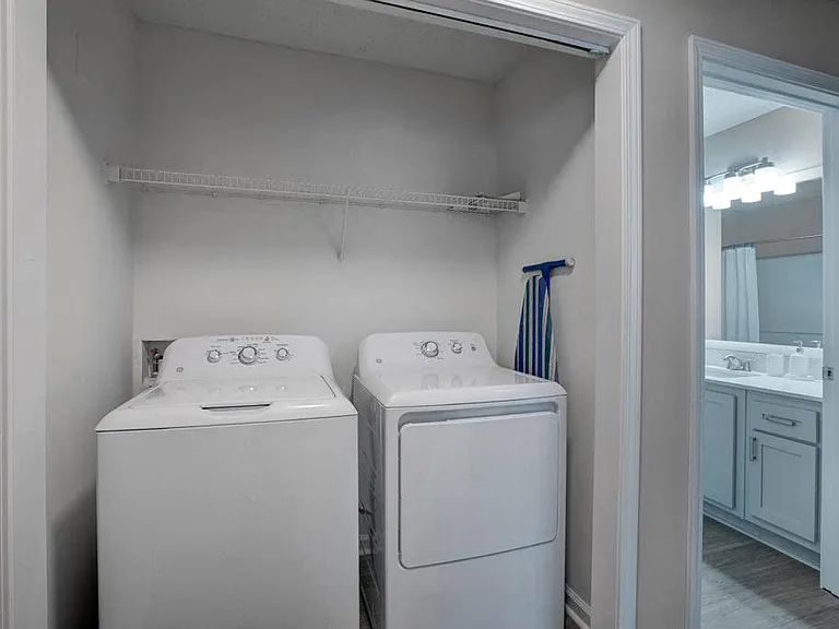 In-unit Washer & Dryer