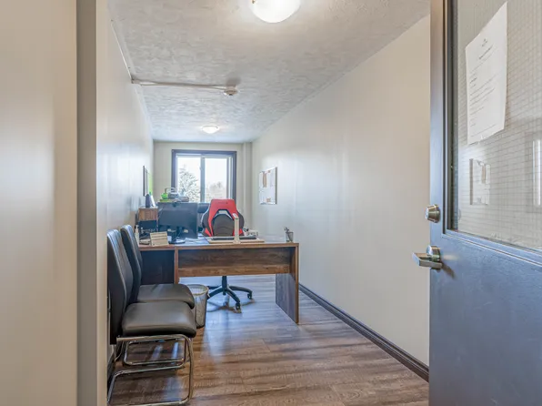 Hillcrest Apartments