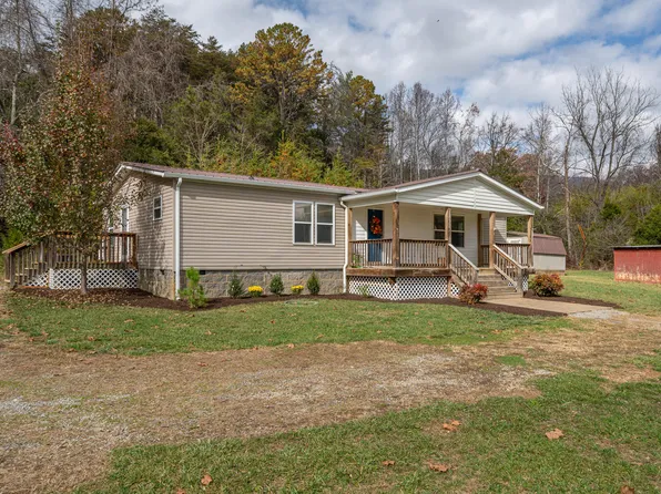 66 Big Spring Rd, Fincastle, VA 24090