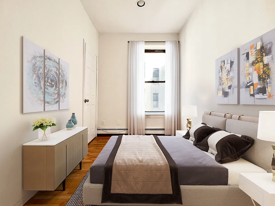 251 W 109th St #3D
