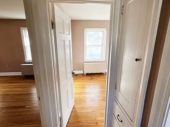 5th image of 74 N Rocky River Dr APT 3