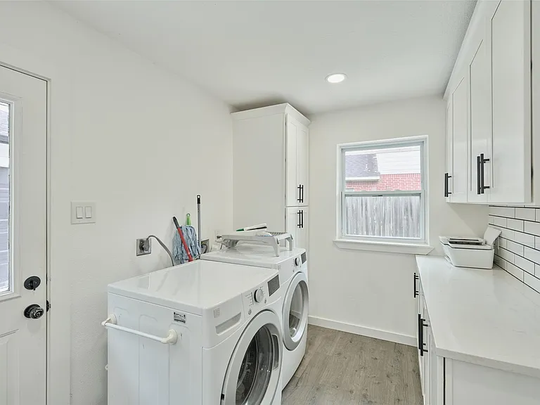 3607 Hickory Hill Ln — Photo 22