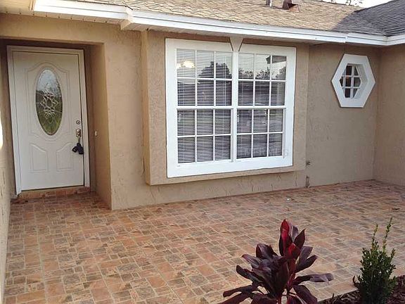 3rd image of 132 Teakwood Dr