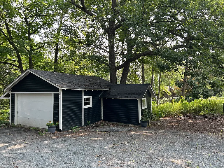 157 Birchwood Ave — Photo 10