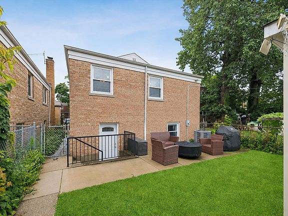 5th image of 3114 W Jerome St