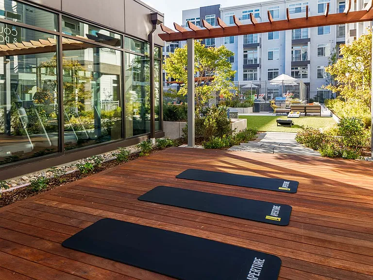 Aperture — Photo 38
