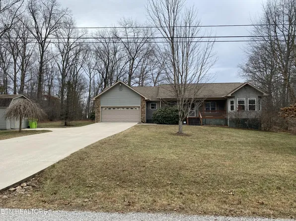 618 Apoka Ln, Crossville, TN 38572