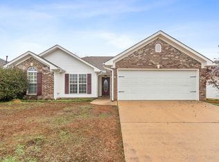 5401 Cambridge Dr, Northport, AL 35476