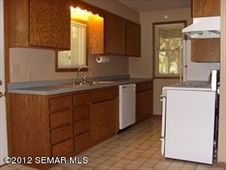 3rd image of 1157 S Elm Ave