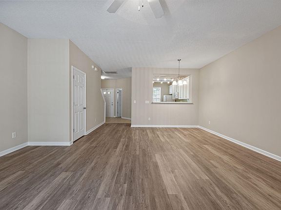 2nd image of 404 Auburn Square Dr
