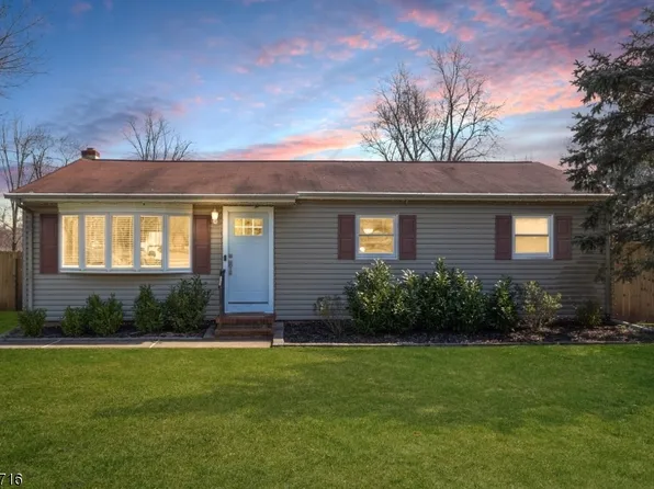 104 S Triangle Rd, Hillsborough Twp., NJ 08844