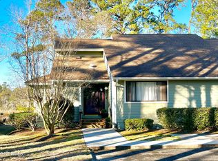303 Crooked Creek Ln #303, Wilmington, NC 28409