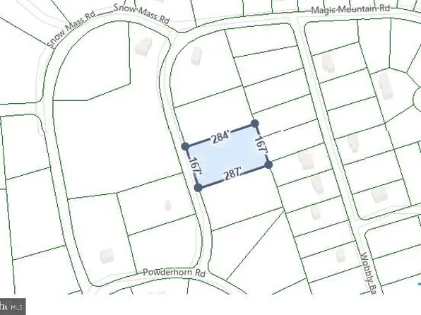 2818 Magic Mountain Rd, Henryville, PA 18332