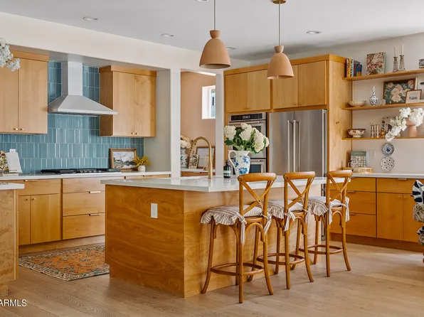 2664 E VIRGINIA Street, Gilbert, AZ 85296