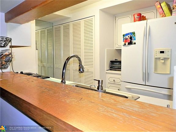 5th image of 3102 Bermwood Ln #213