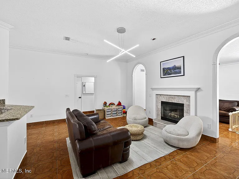 9515 Broken Oak Blvd — Photo 11