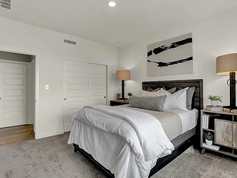 17240 Barnes St — Photo 13
